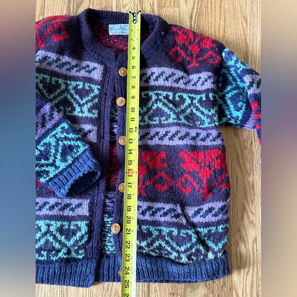 Elegant Passage Vintage Wool Sweater - Picture 5 of 6